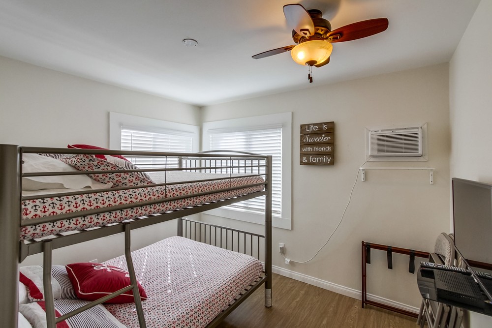 Virtual tour photo 32 of 49 for 717 Dover Ct