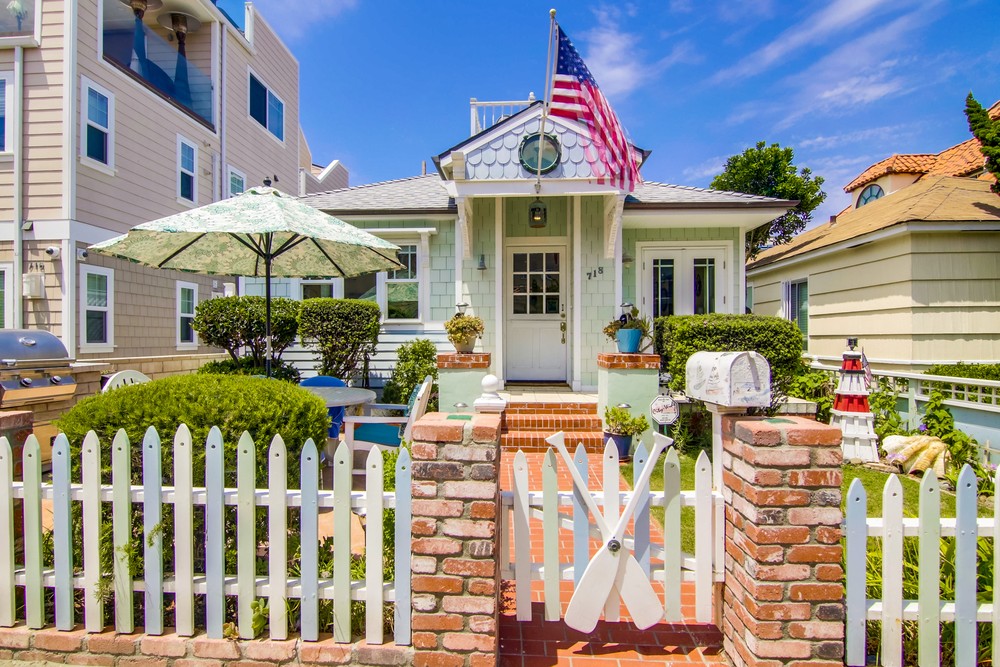 Virtual tour photo 1 of 61 for 718 Deal Ct