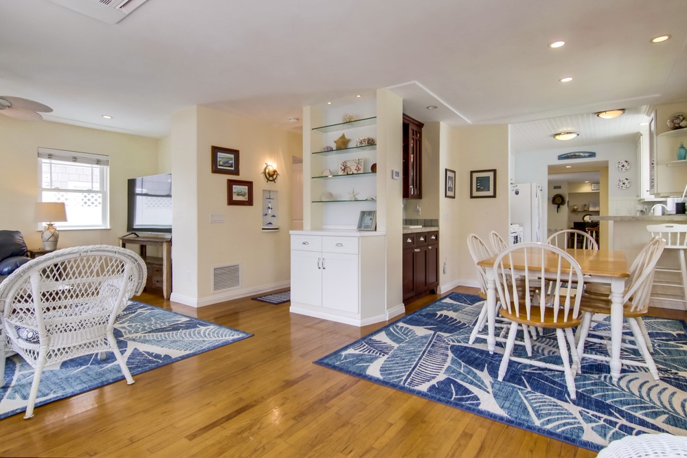 Virtual tour photo 17 of 61 for 718 Deal Ct