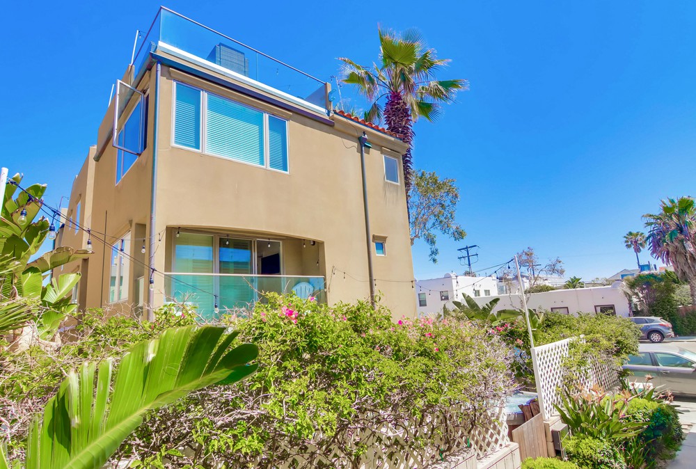 Virtual tour photo 4 of 69 for 718 Lido Ct