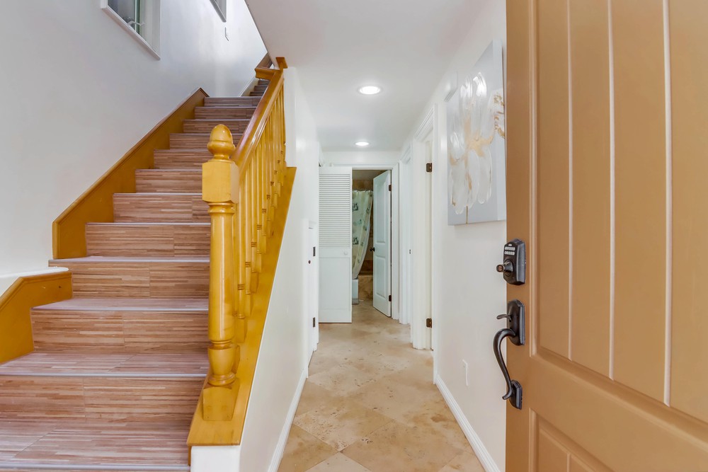 Virtual tour photo 9 of 69 for 718 Lido Ct