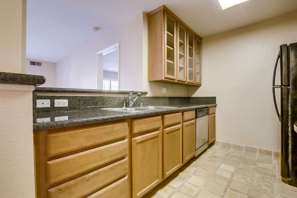 Virtual tour photo 10 of 38 for 7180 Shoreline Dr