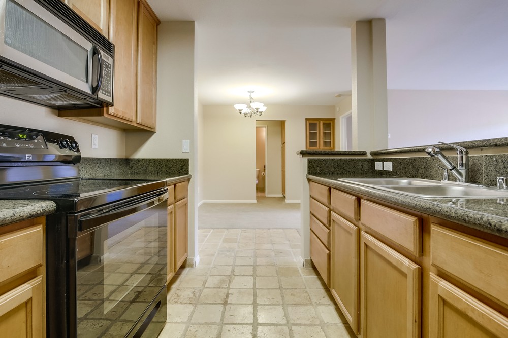 Virtual tour photo 12 of 38 for 7180 Shoreline Dr
