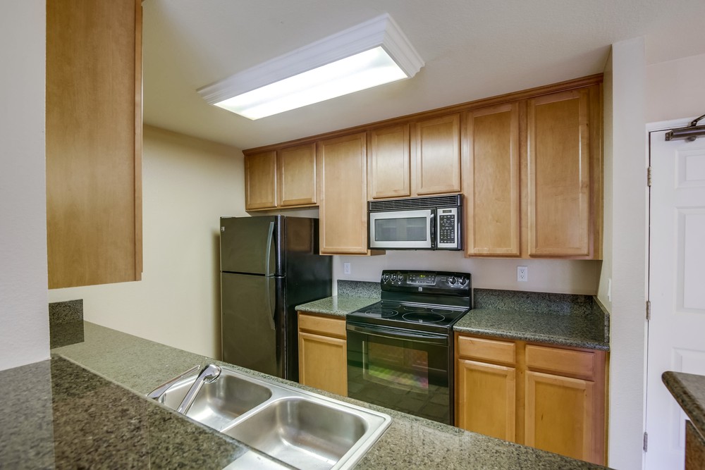 Virtual tour photo 13 of 38 for 7180 Shoreline Dr