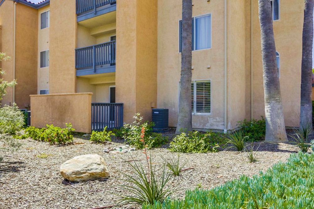 Virtual tour photo 26 of 38 for 7180 Shoreline Dr