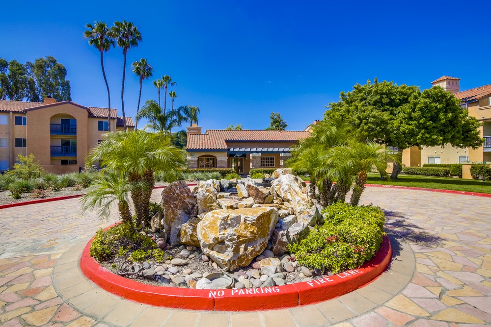 Virtual tour photo 30 of 38 for 7180 Shoreline Dr