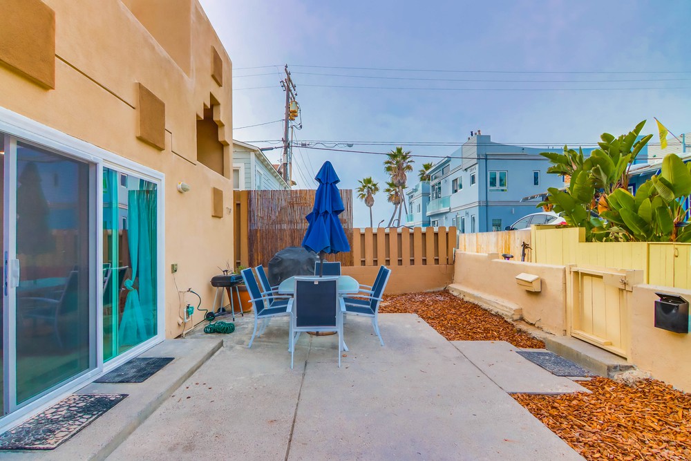 Virtual tour photo 5 of 45 for 3553 Ingraham St