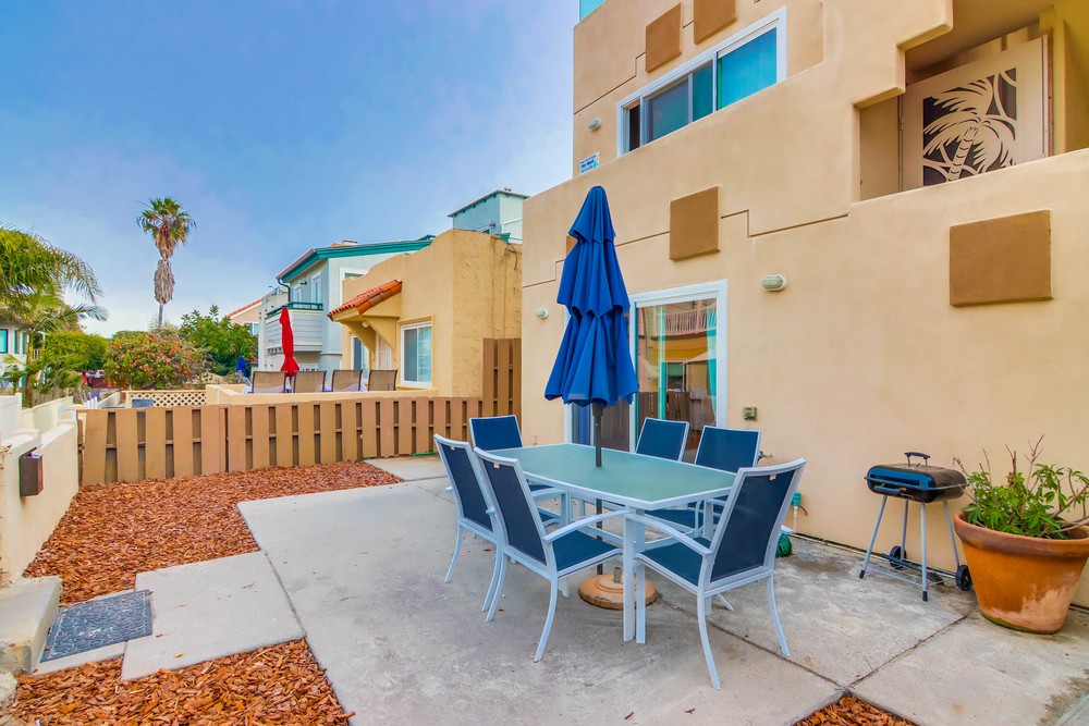 Virtual tour photo 7 of 45 for 3553 Ingraham St