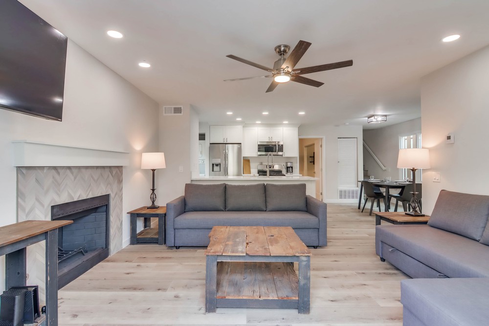 Virtual tour photo 9 of 45 for 3553 Ingraham St