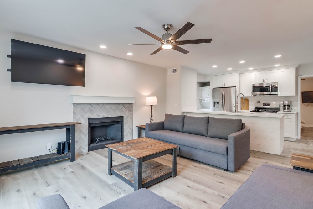 Virtual tour photo 11 of 45 for 3553 Ingraham St