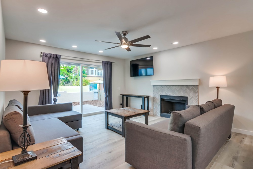 Virtual tour photo 12 of 45 for 3553 Ingraham St