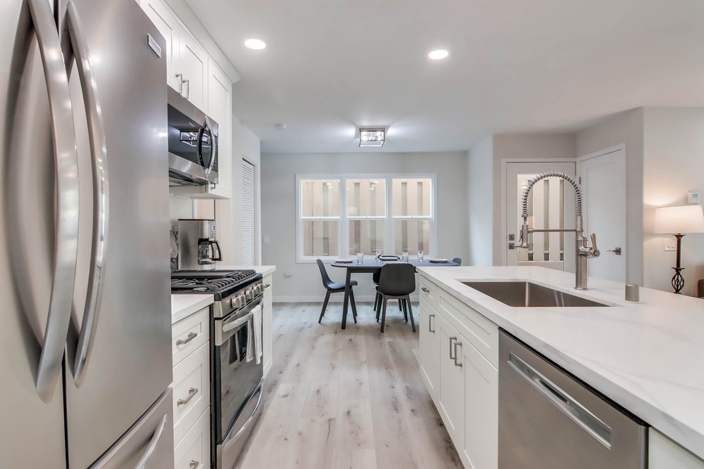 Virtual tour photo 25 of 45 for 3553 Ingraham St