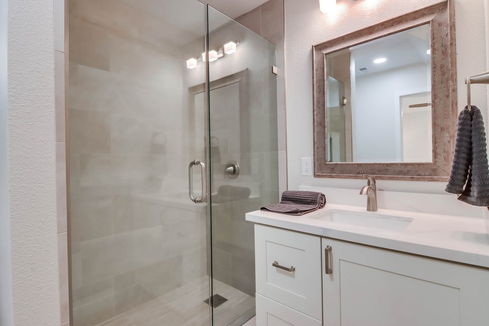Virtual tour photo 33 of 45 for 3553 Ingraham St