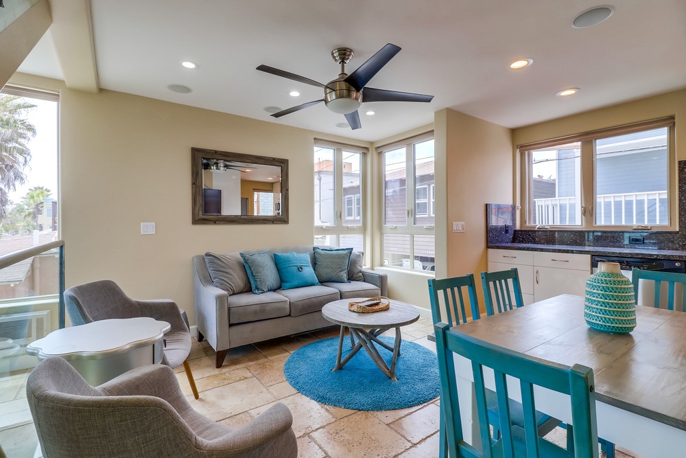 Virtual tour photo 15 of 48 for 719 Manhattan Ct