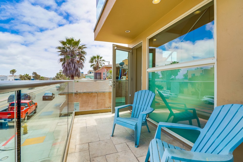 Virtual tour photo 34 of 48 for 719 Manhattan Ct