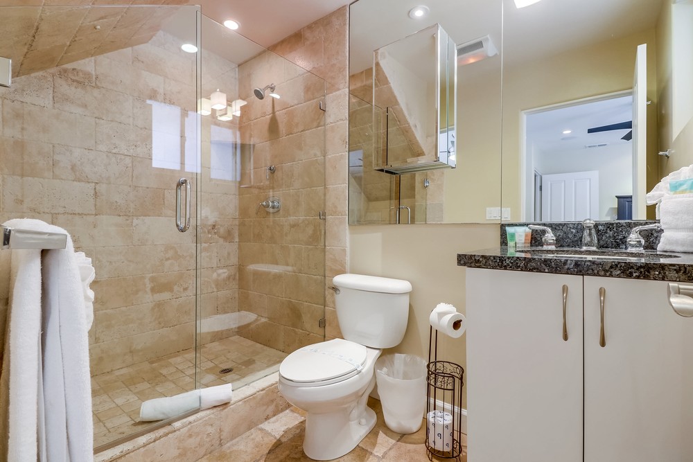 Virtual tour photo 40 of 48 for 719 Manhattan Ct