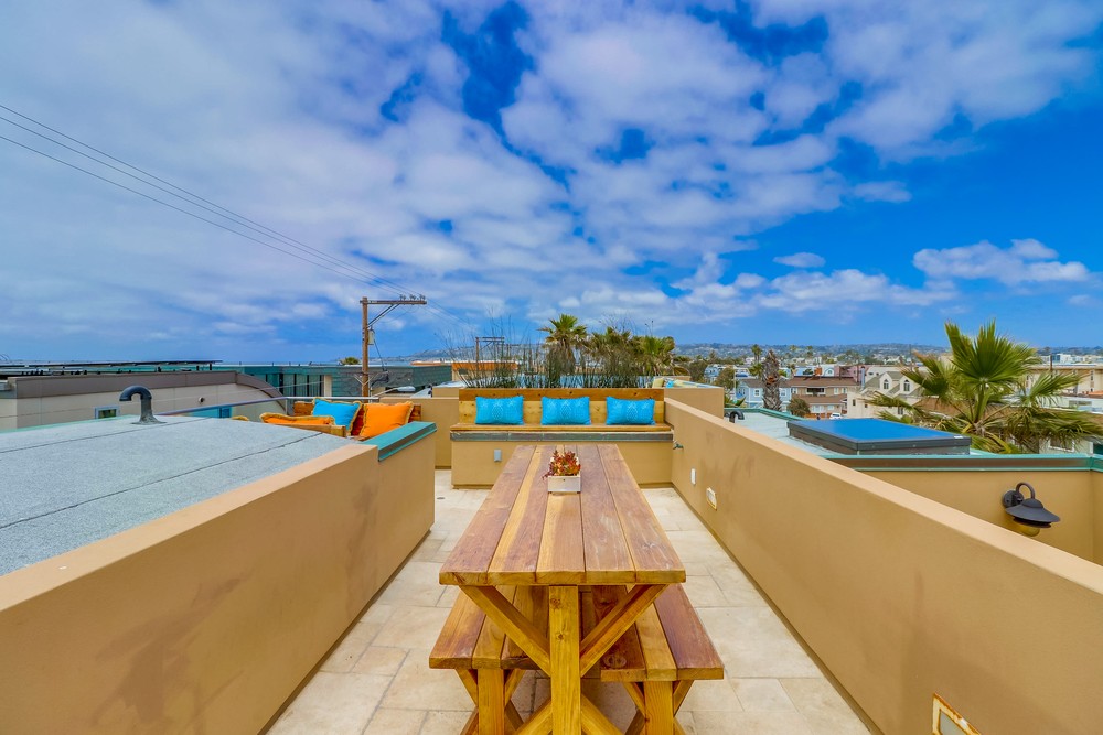Virtual tour photo 49 of 48 for 719 Manhattan Ct