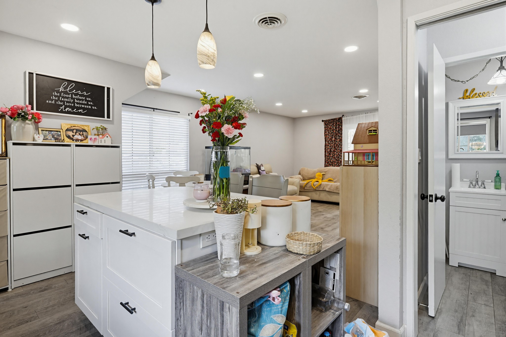 Virtual tour photo 10 of 42 for 7194 Santa Isabel Dr
