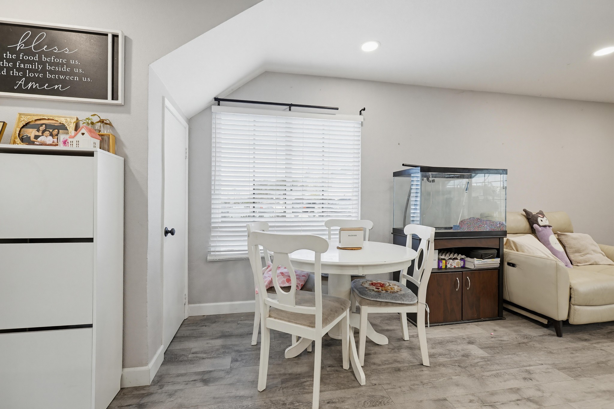Virtual tour photo 15 of 42 for 7194 Santa Isabel Dr
