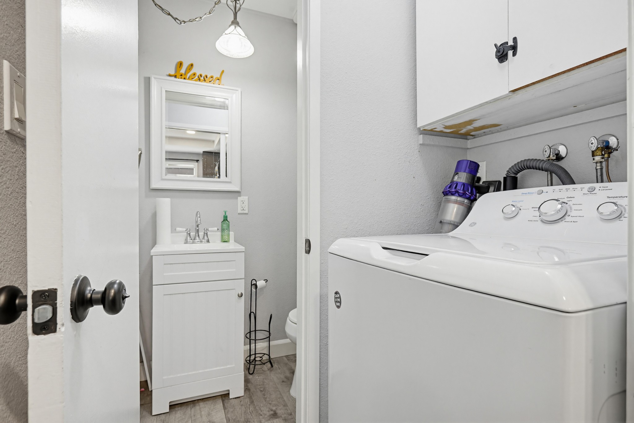 Virtual tour photo 21 of 42 for 7194 Santa Isabel Dr