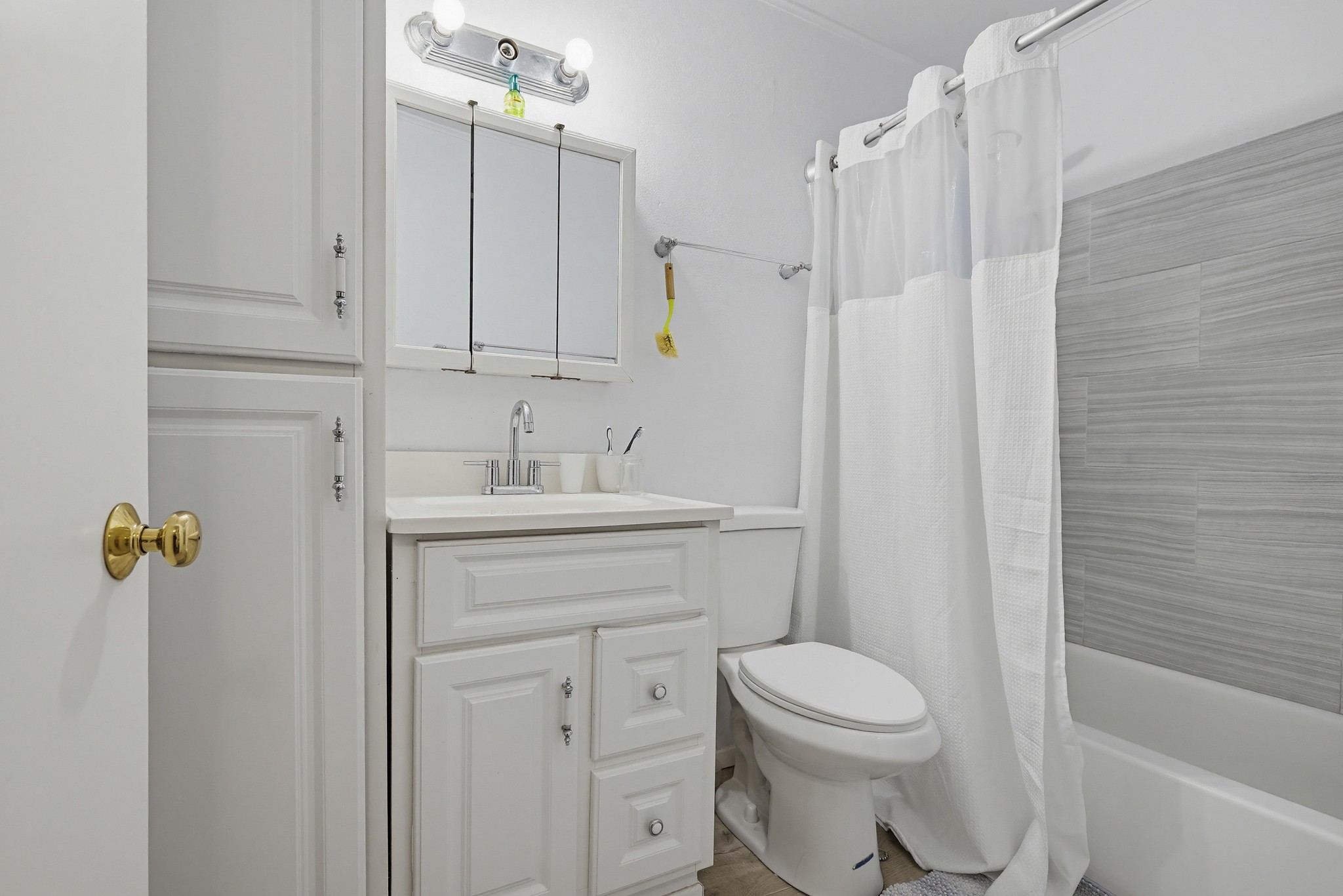 Virtual tour photo 24 of 42 for 7194 Santa Isabel Dr