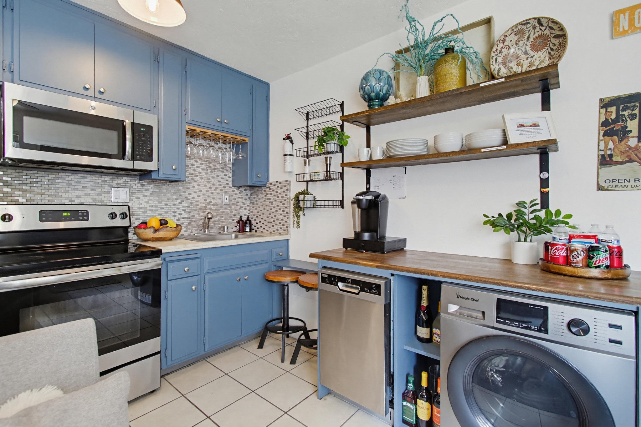 Virtual tour photo 12 of 34 for 720 Rockaway Ct