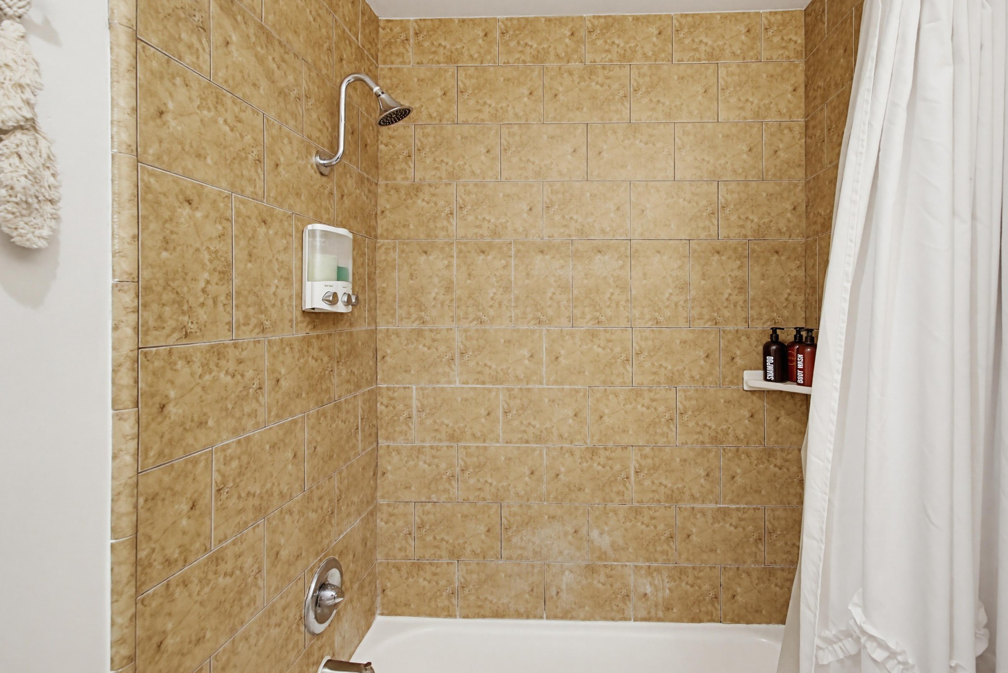 Virtual tour photo 23 of 34 for 720 Rockaway Ct