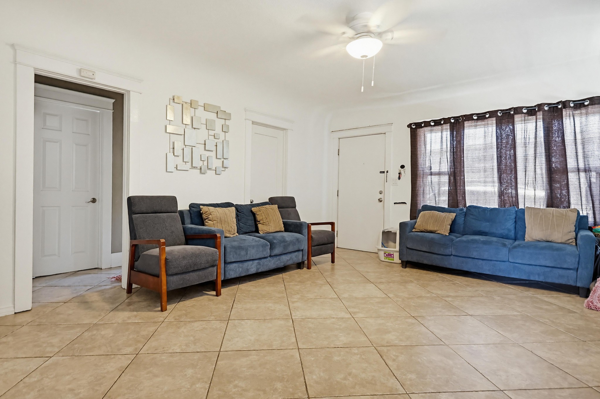 Virtual tour photo 15 of 44 for 720 S 37th St