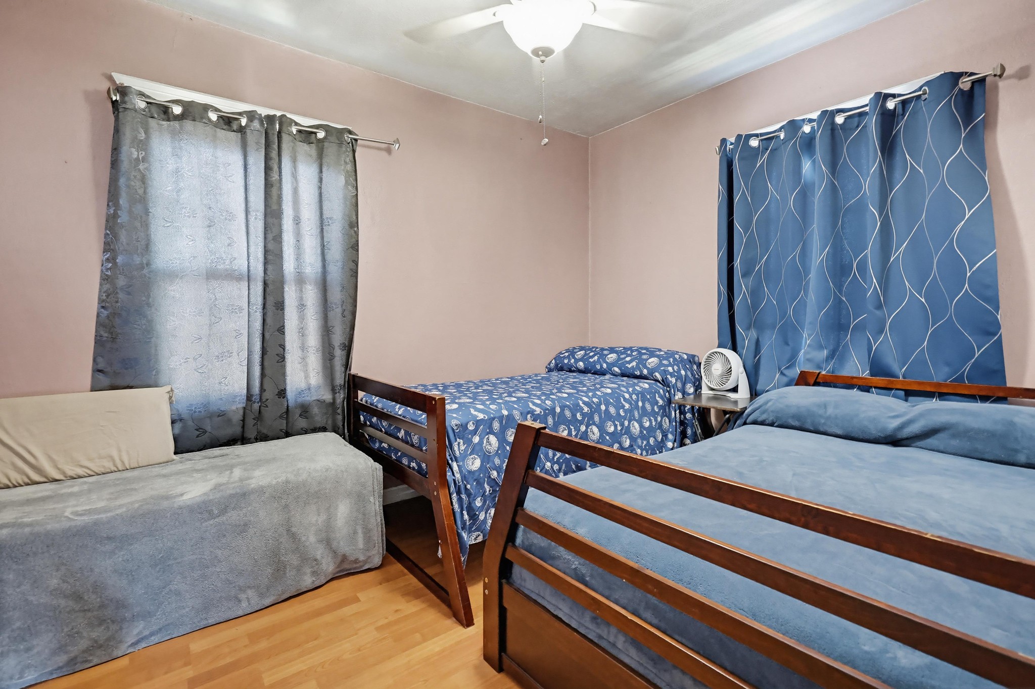 Virtual tour photo 31 of 44 for 720 S 37th St