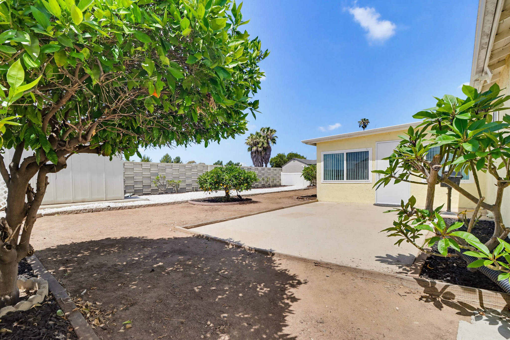 Virtual tour photo 40 of 48 for 720 Safford Ave