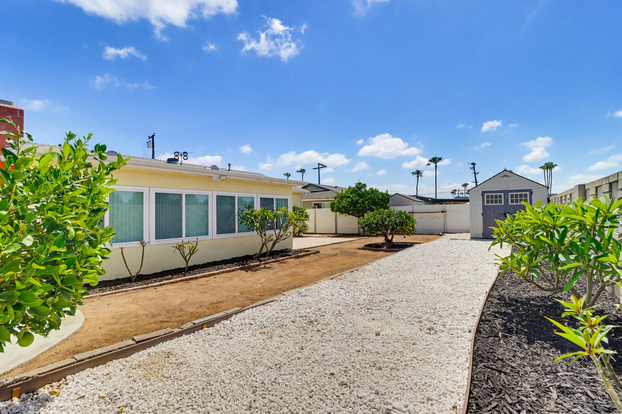 Virtual tour photo 43 of 48 for 720 Safford Ave
