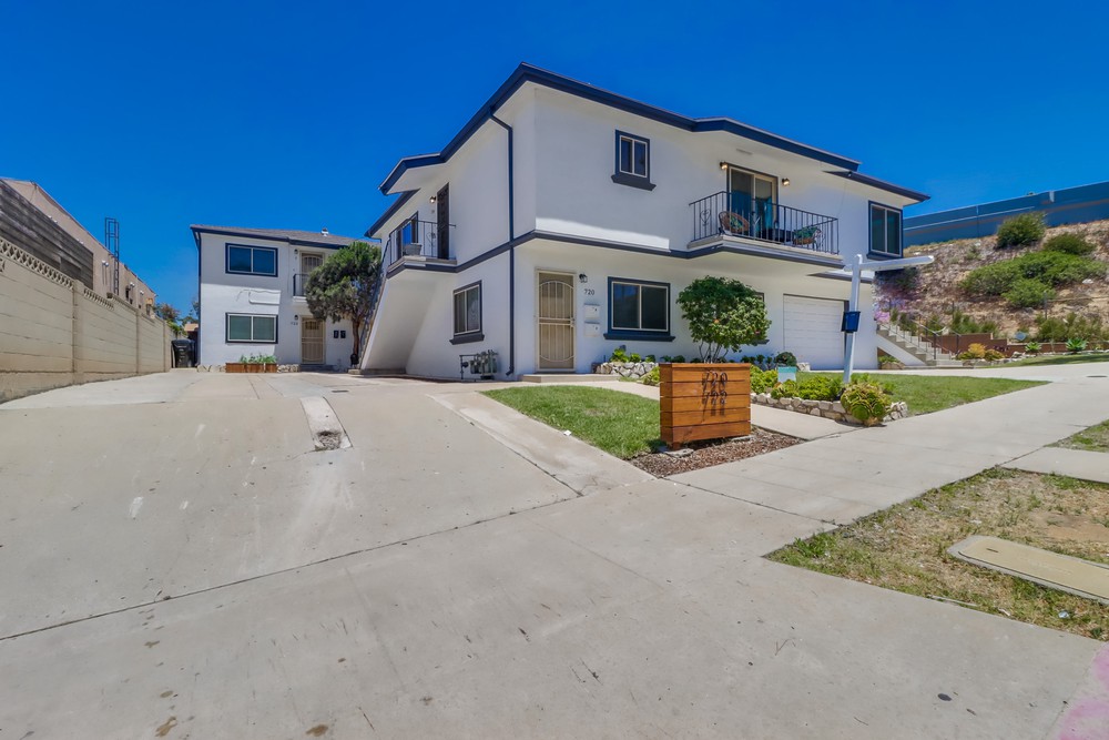 Virtual tour photo 3 of 32 for 720 W Juniper St