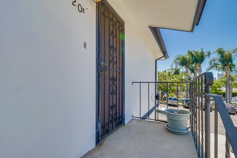 Virtual tour photo 6 of 32 for 720 W Juniper St