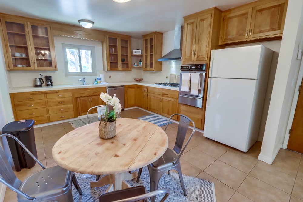 Virtual tour photo 18 of 32 for 720 W Juniper St