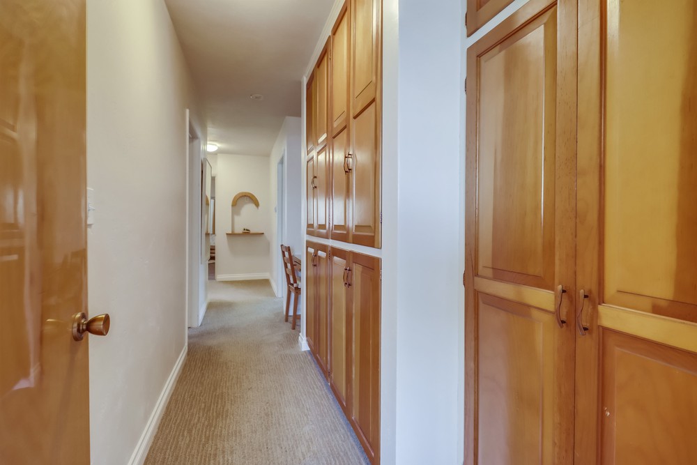 Virtual tour photo 23 of 32 for 720 W Juniper St