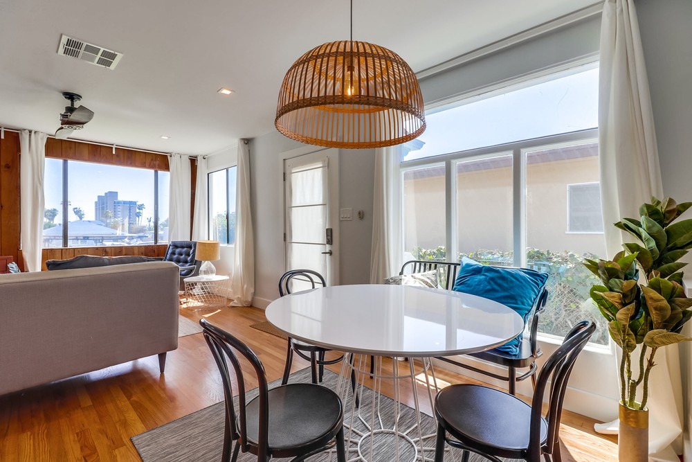 Virtual tour photo 8 of 25 for 720 Wilbur Ave