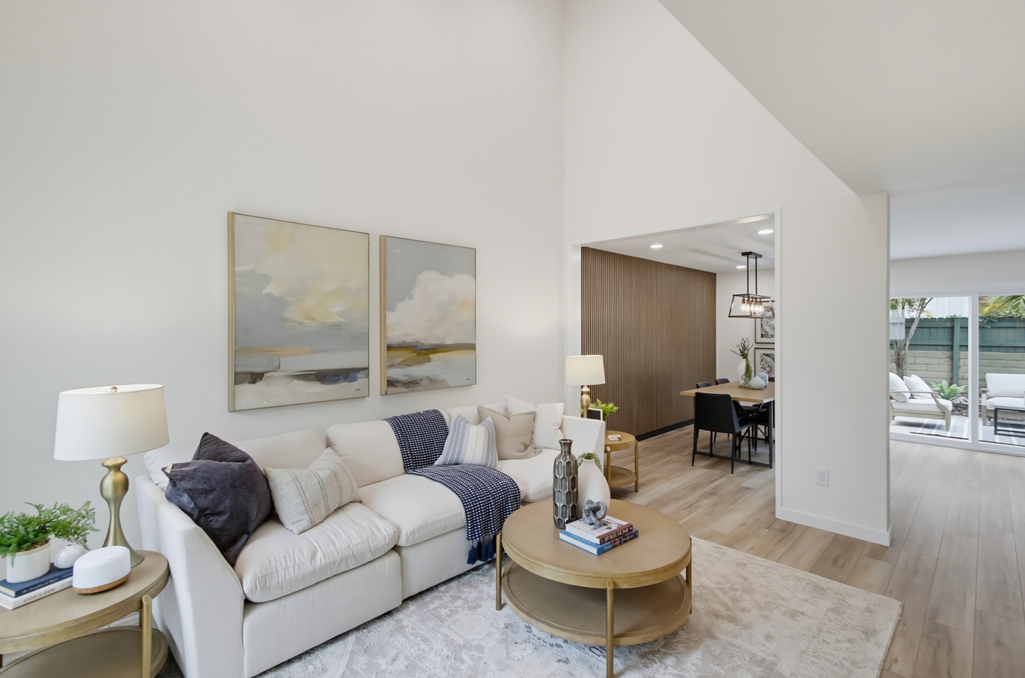 Virtual tour photo 6 of 45 for 7200 Melody Ln