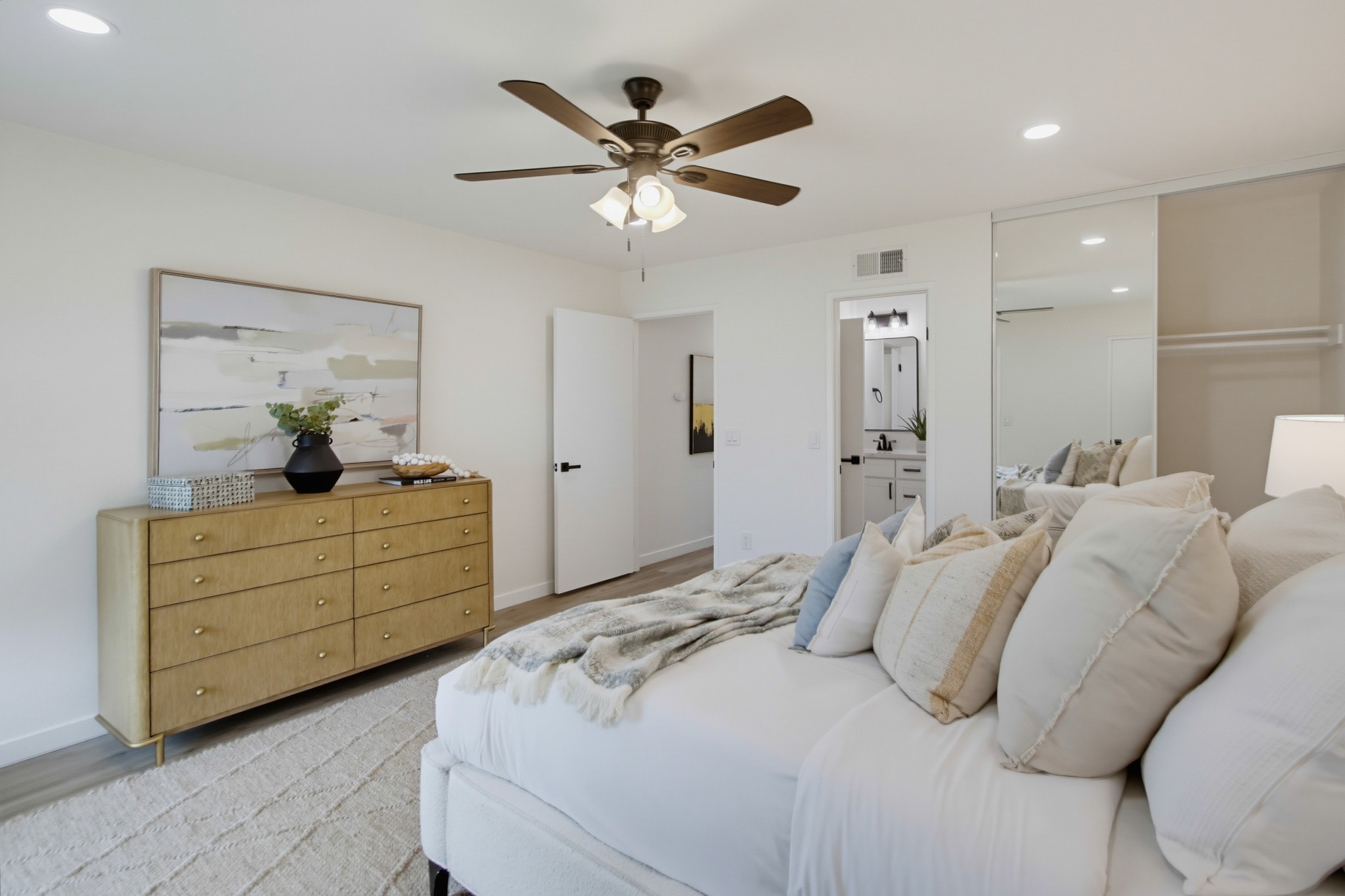 Virtual tour photo 23 of 45 for 7200 Melody Ln