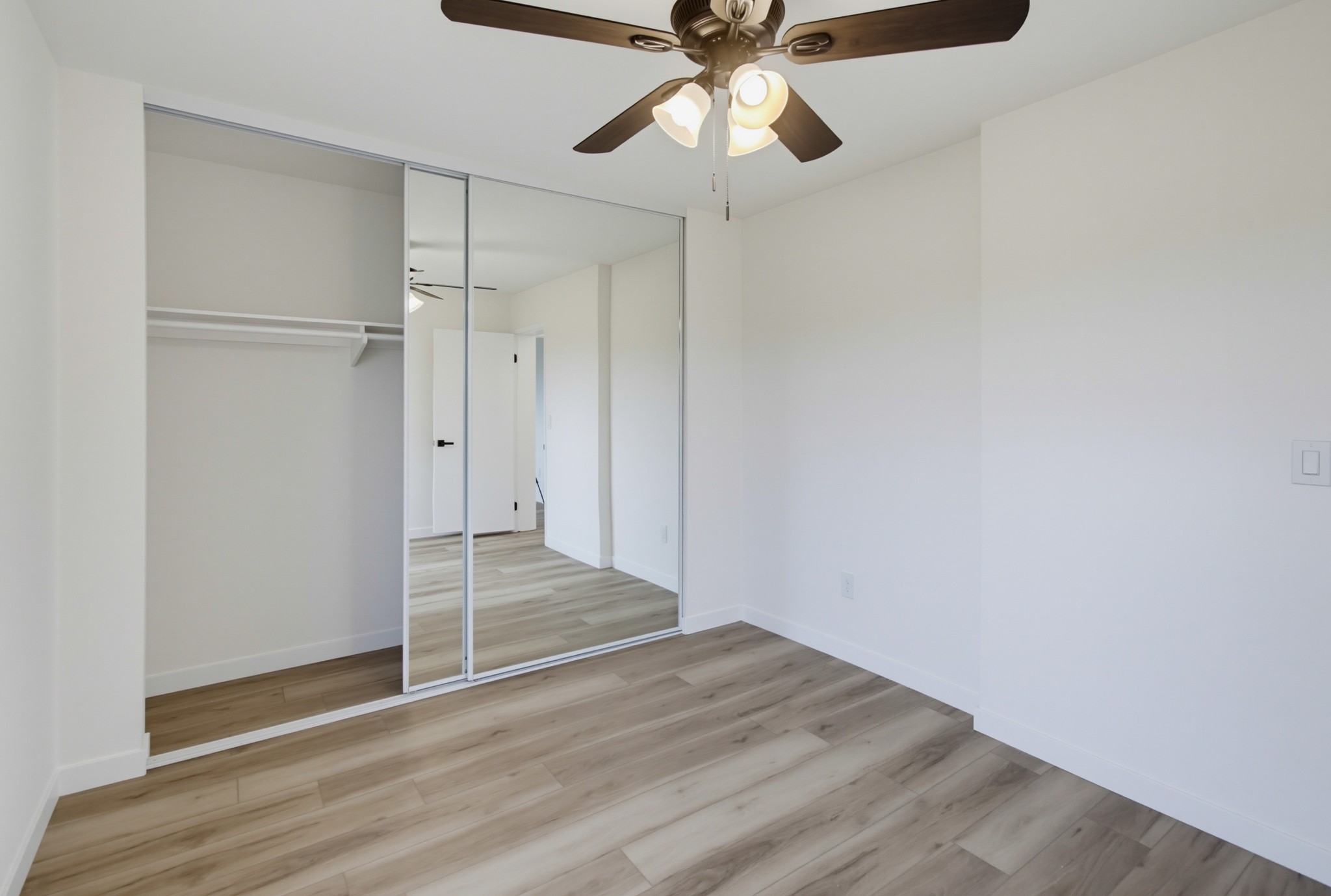 Virtual tour photo 32 of 45 for 7200 Melody Ln