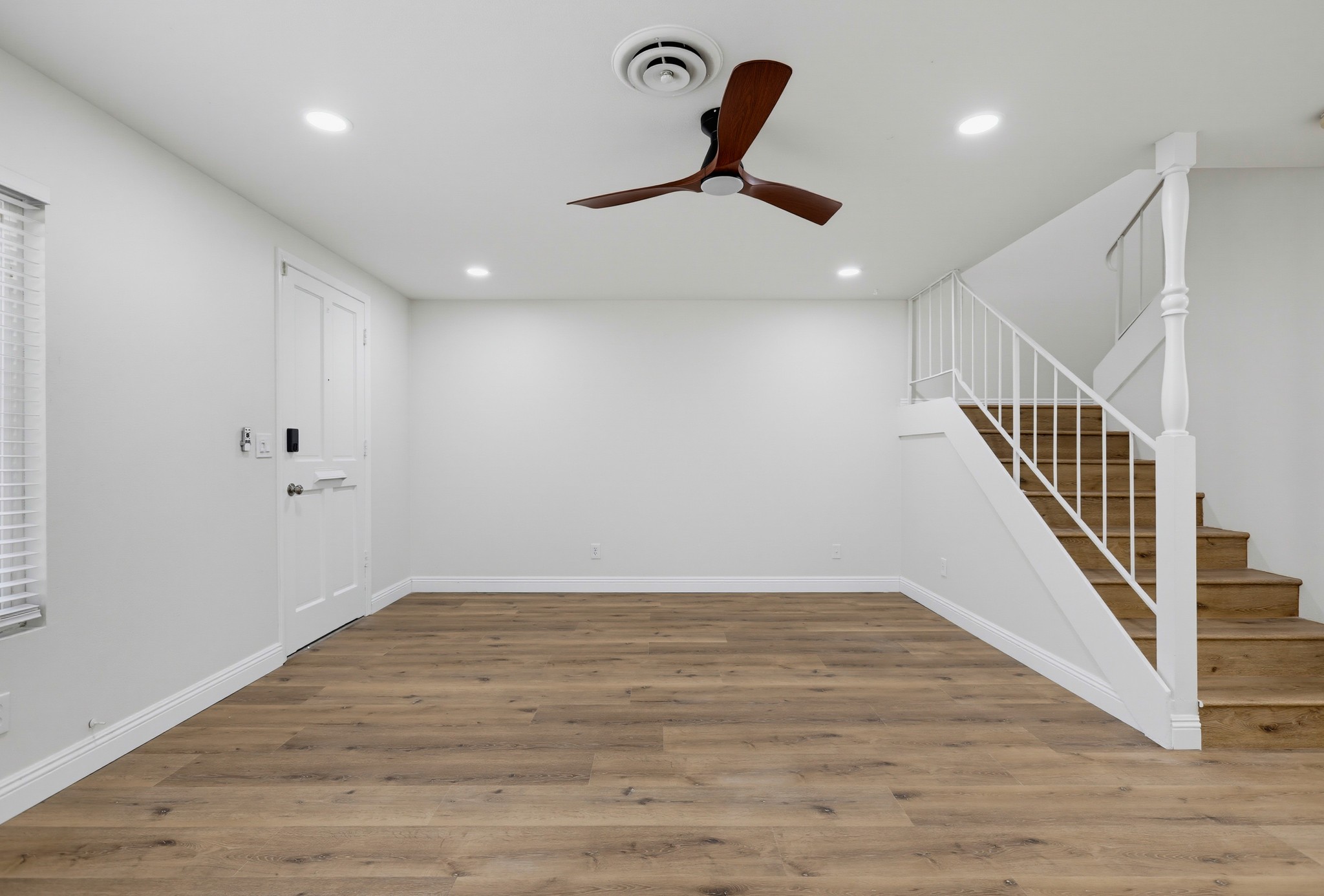Virtual tour photo 12 of 54 for 7201 Santa Isabel Cir