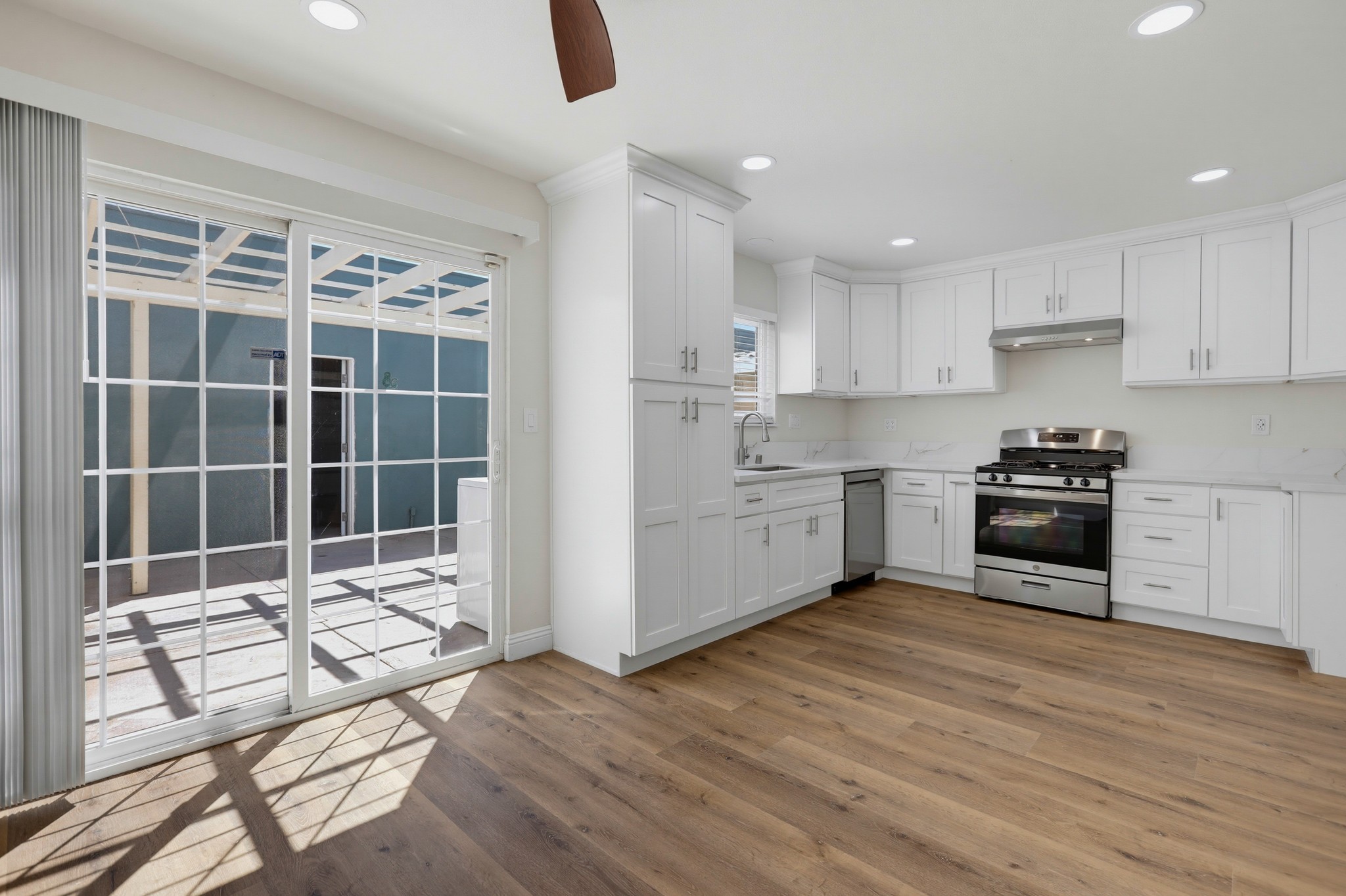 Virtual tour photo 14 of 54 for 7201 Santa Isabel Cir