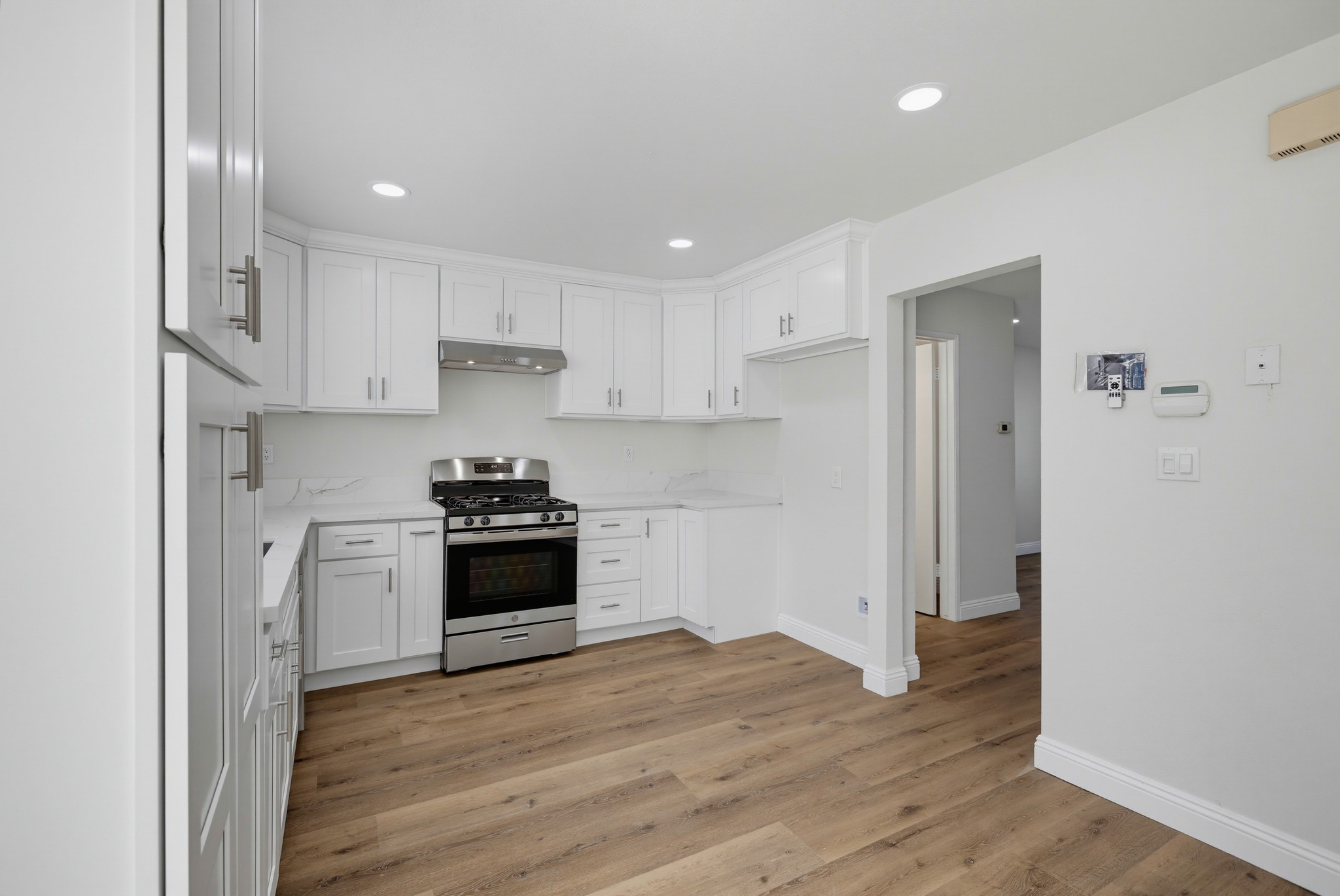 Virtual tour photo 16 of 54 for 7201 Santa Isabel Cir