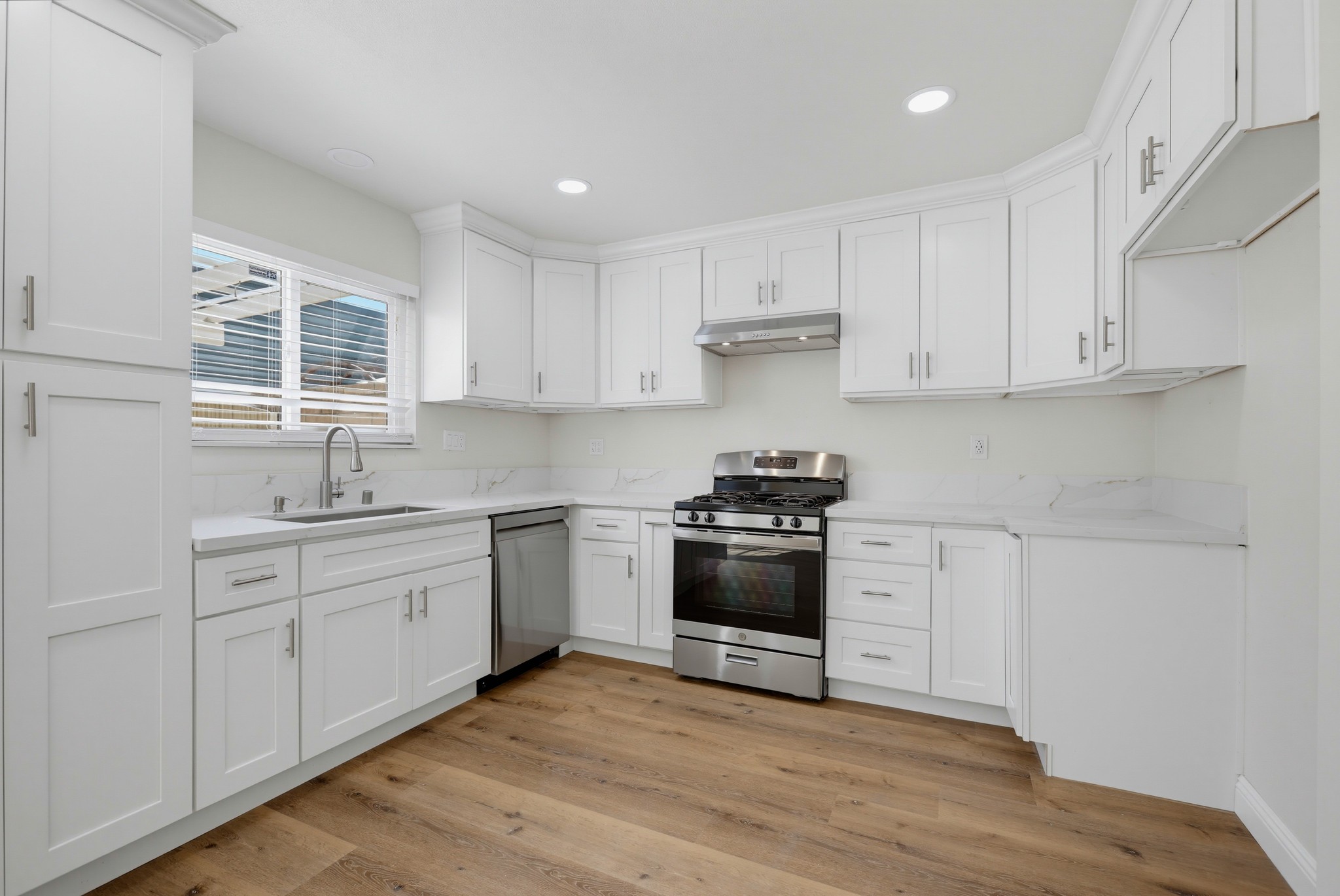 Virtual tour photo 18 of 54 for 7201 Santa Isabel Cir