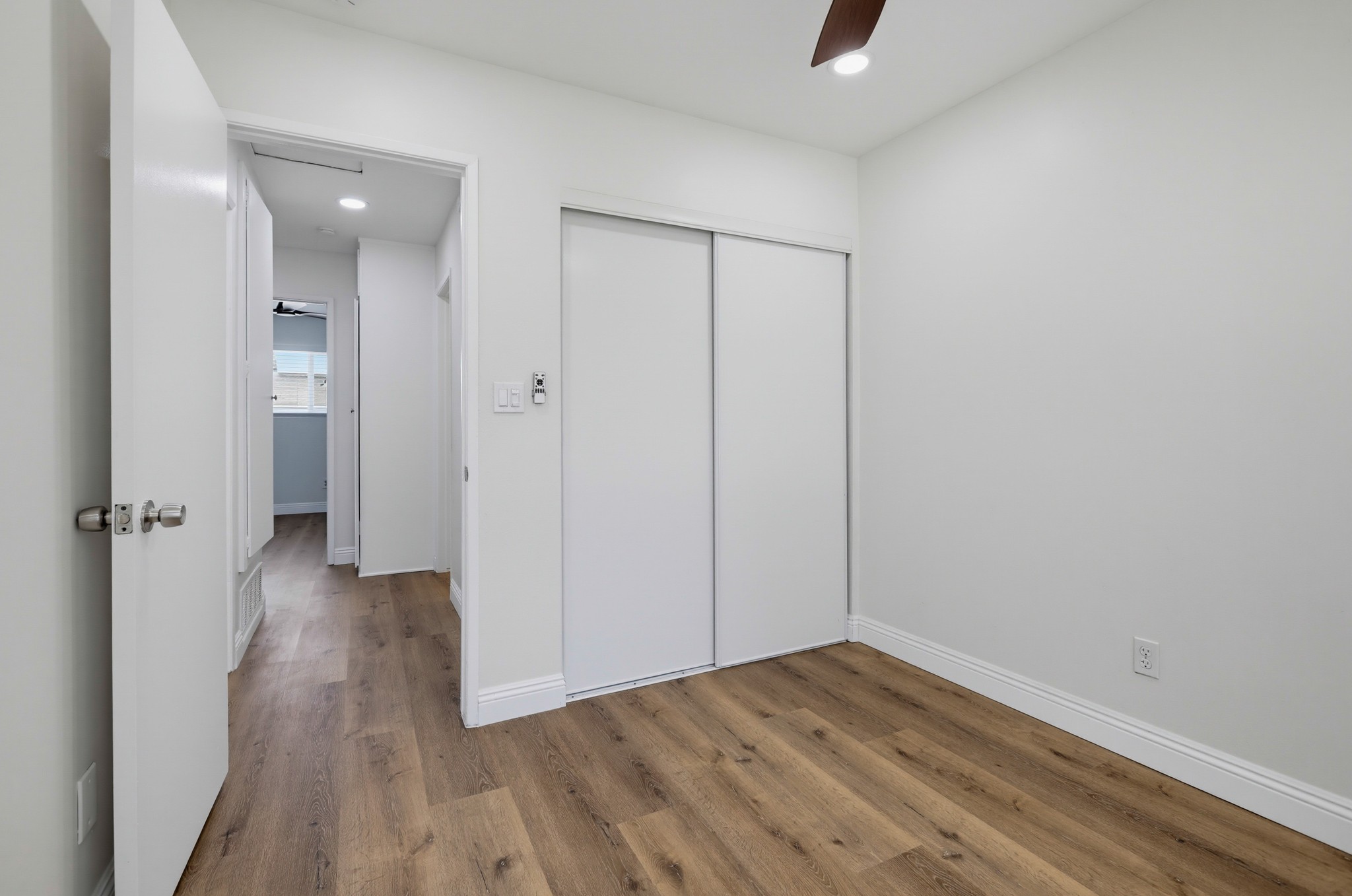 Virtual tour photo 32 of 54 for 7201 Santa Isabel Cir