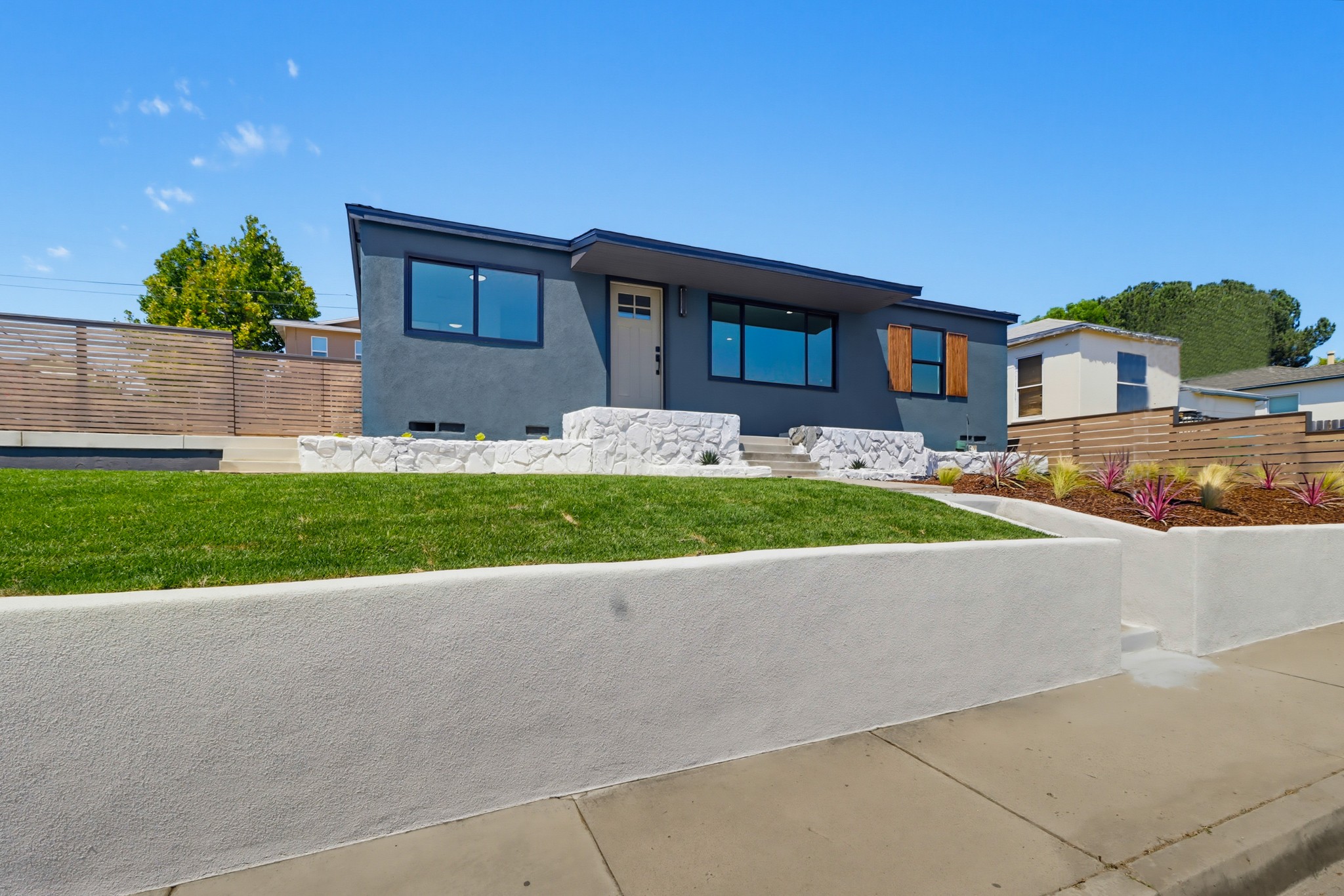 Virtual tour photo 4 of 47 for 7204 Mohawk St