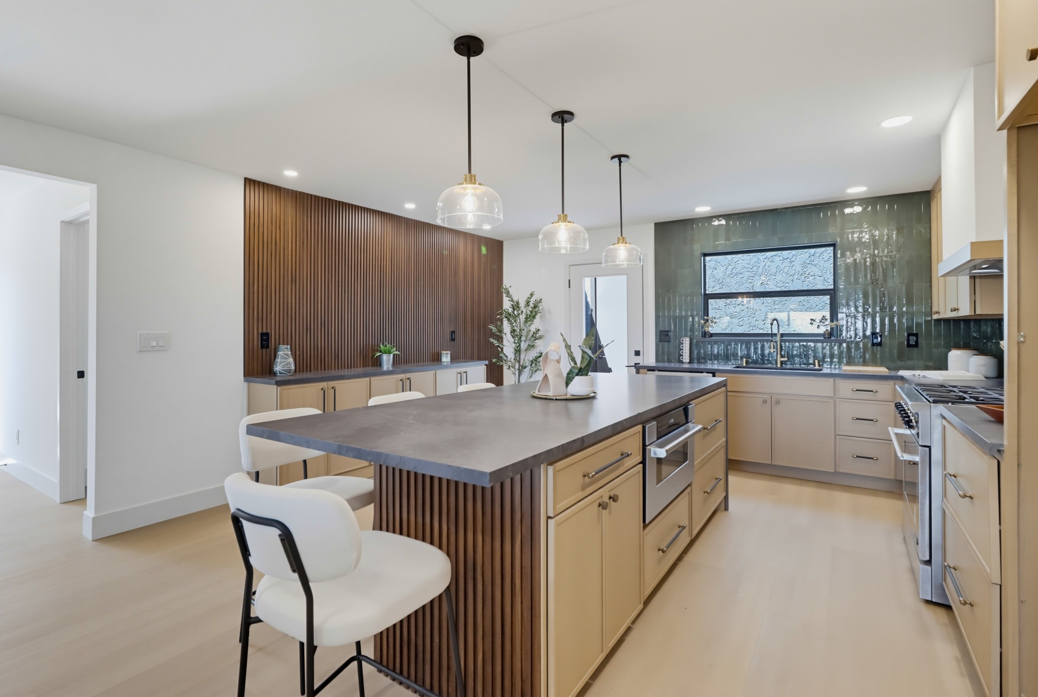 Virtual tour photo 14 of 47 for 7204 Mohawk St