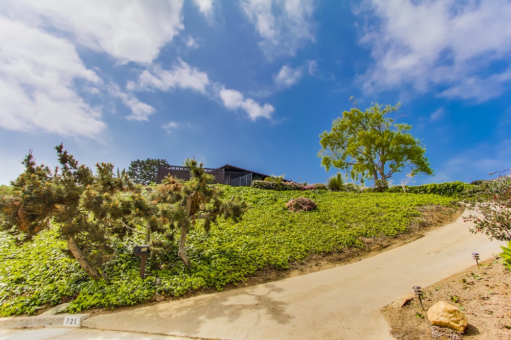Virtual tour photo 4 of 50 for 721 Golden Park Avenue