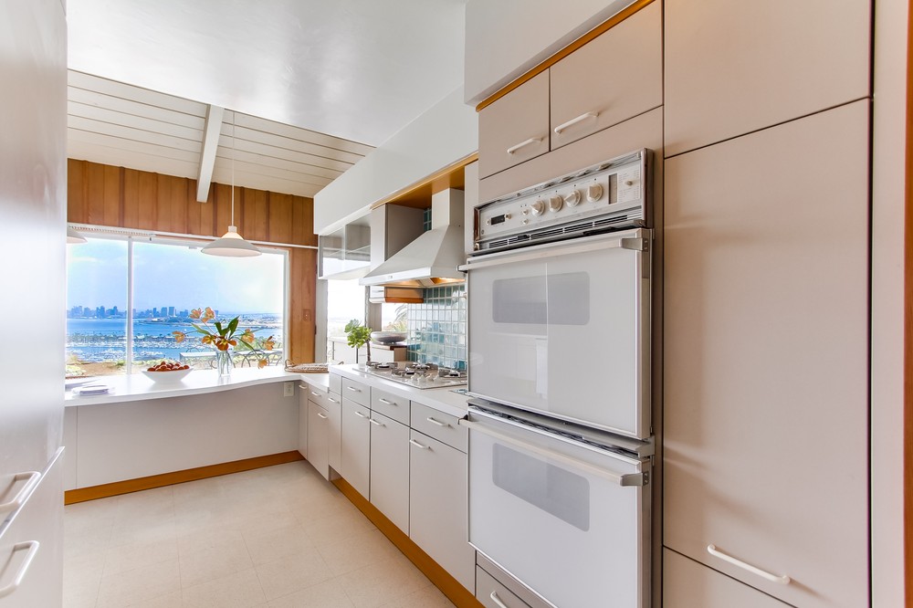 Virtual tour photo 17 of 50 for 721 Golden Park Avenue