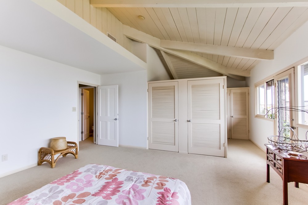 Virtual tour photo 27 of 50 for 721 Golden Park Avenue