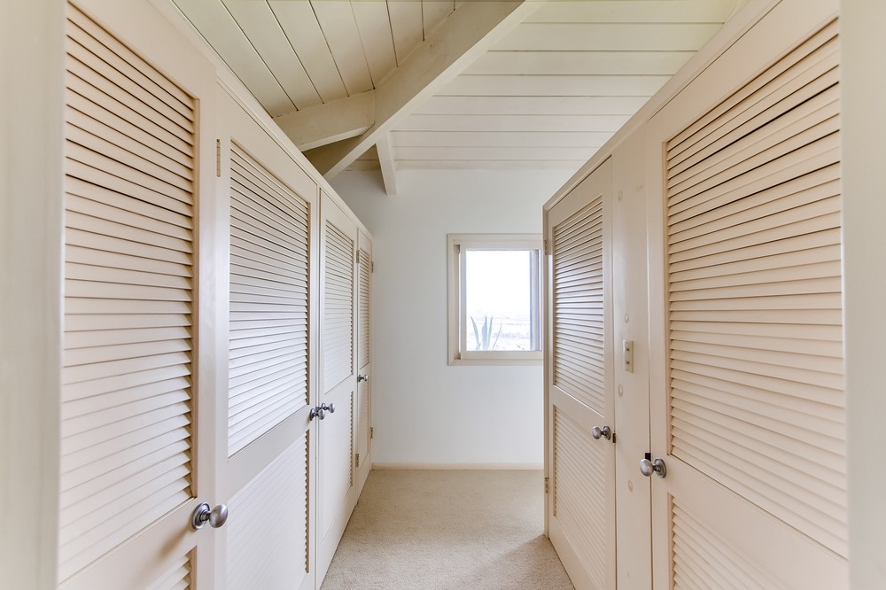Virtual tour photo 28 of 50 for 721 Golden Park Avenue